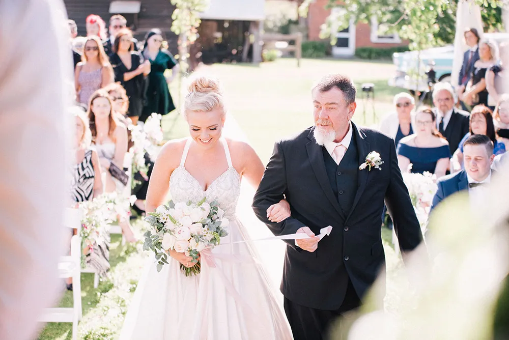 Photo by Ben Yew Photography. theweddingnotebook.com