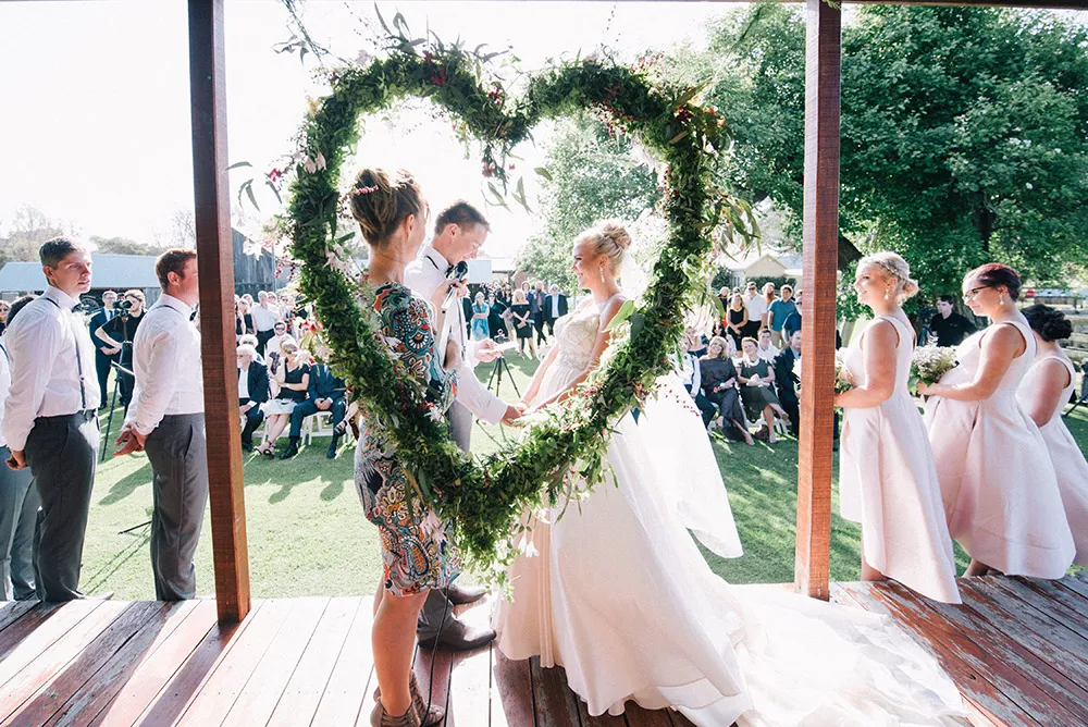 Photo by Ben Yew Photography. theweddingnotebook.com