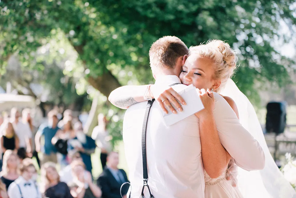 Photo by Ben Yew Photography. theweddingnotebook.com