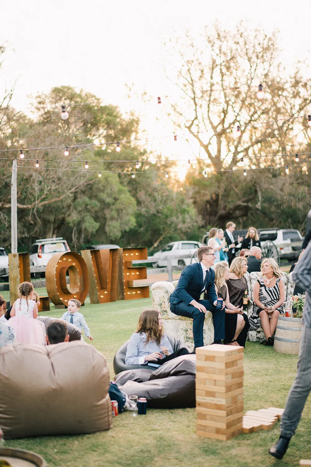 Photo by Ben Yew Photography. theweddingnotebook.com