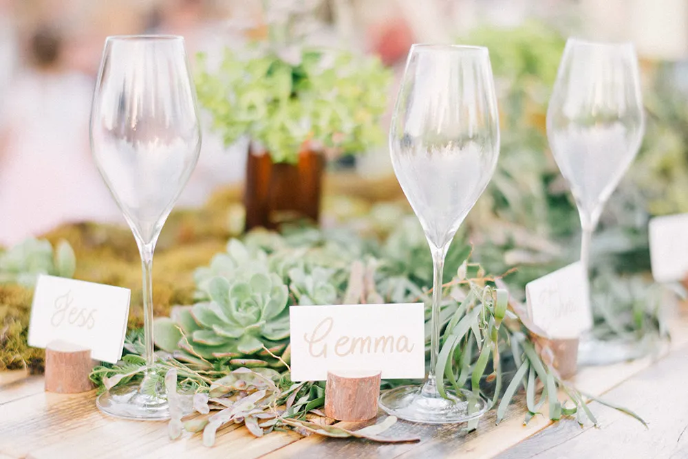 Photo by Ben Yew Photography. theweddingnotebook.com