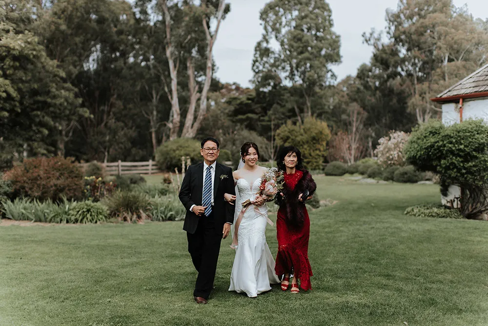 Photo by Anson Photography. theweddingnotebook.com