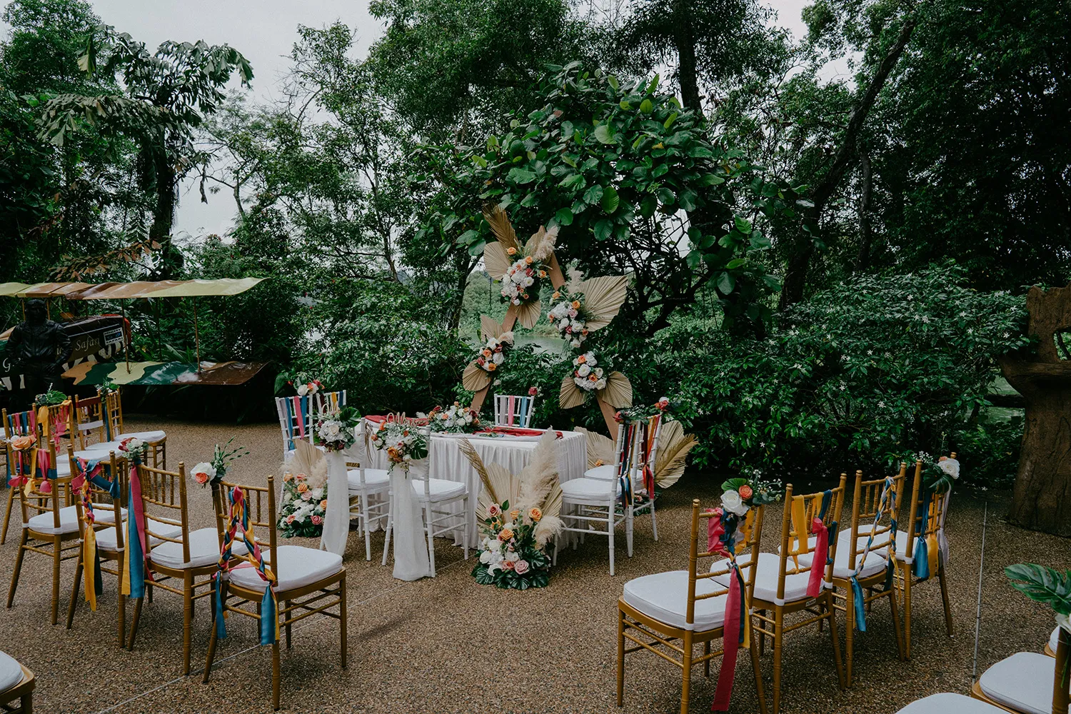 Leslie Photography. theweddingnotebook.com