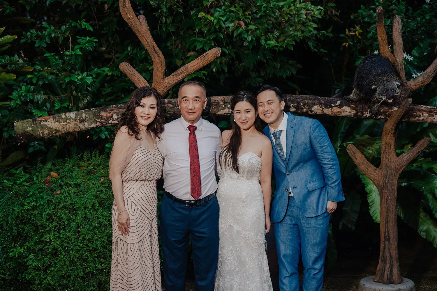 Leslie Photography. theweddingnotebook.com