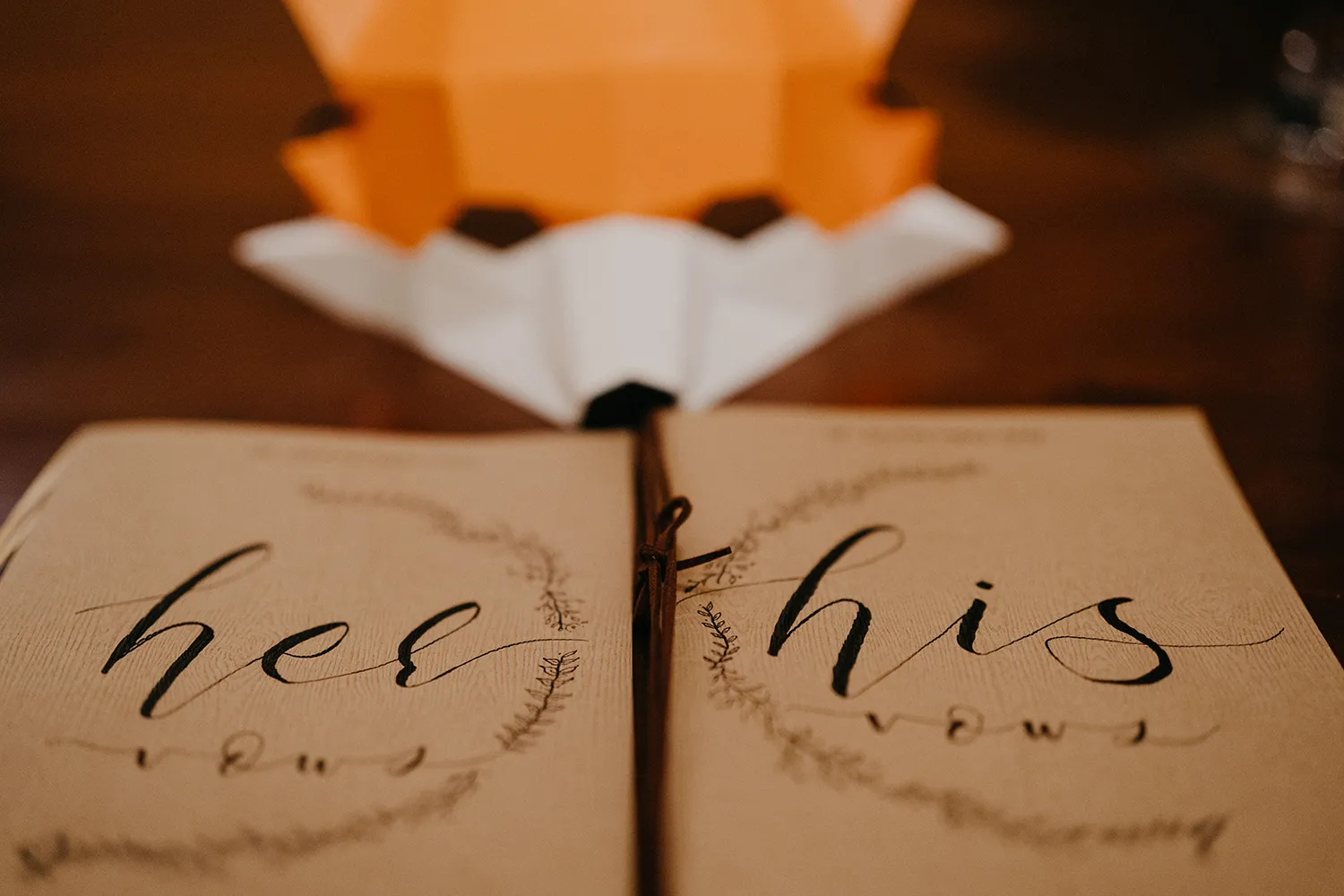 Leslie Photography. theweddingnotebook.com