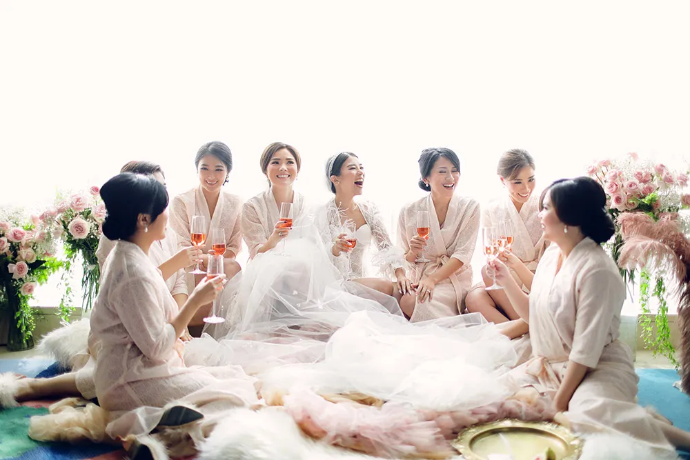 Photo by Aha of Axioo. theweddingnotebook.com