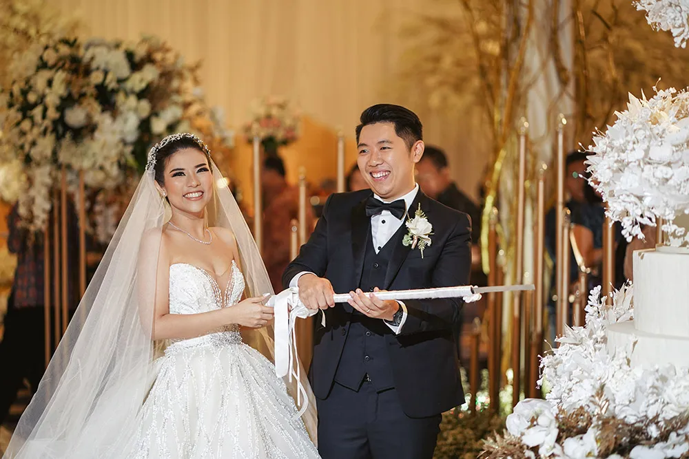 Photo by Aha of Axioo. theweddingnotebook.com