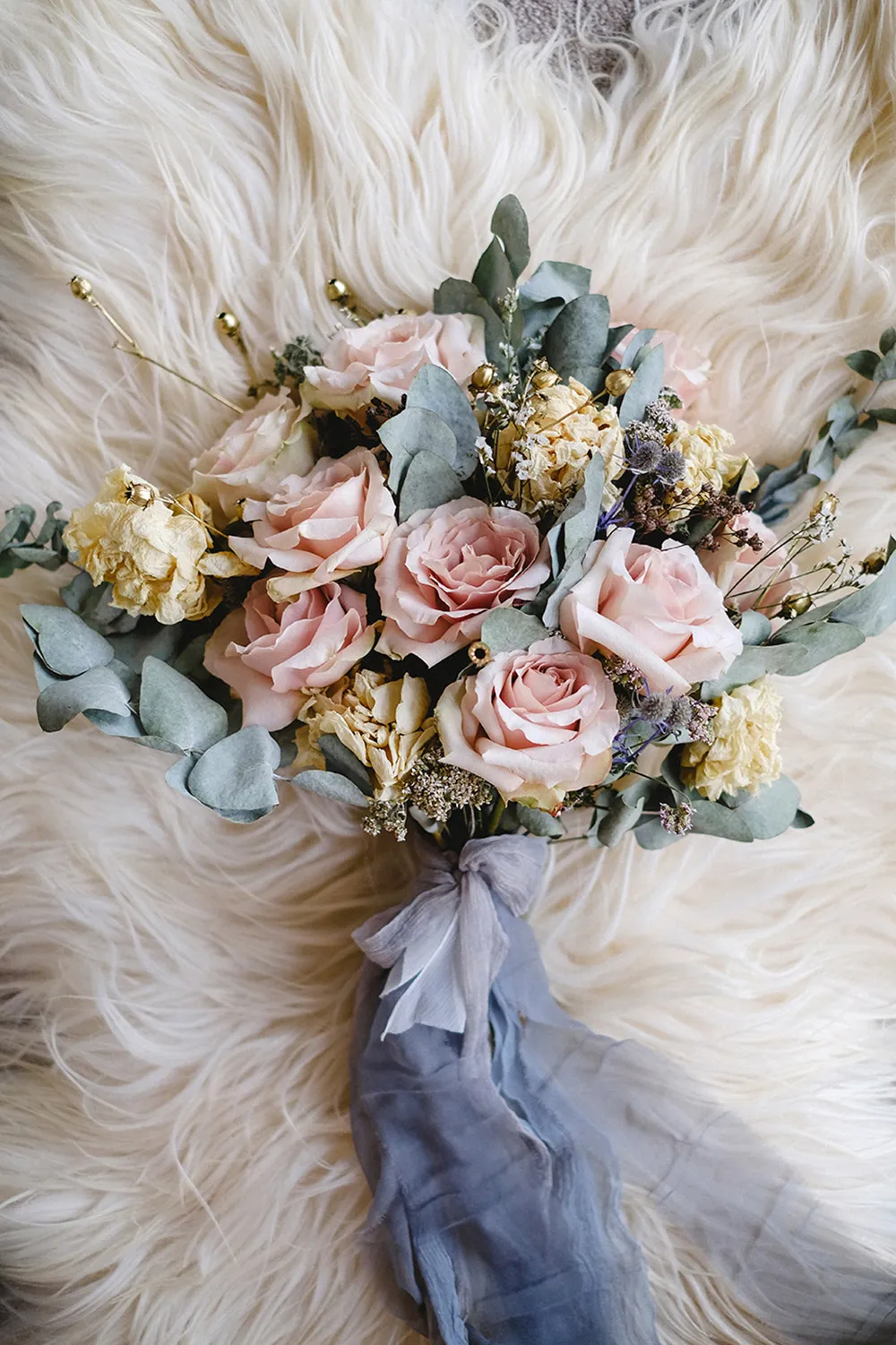 Photography by Axioo. theweddingnotebook.com