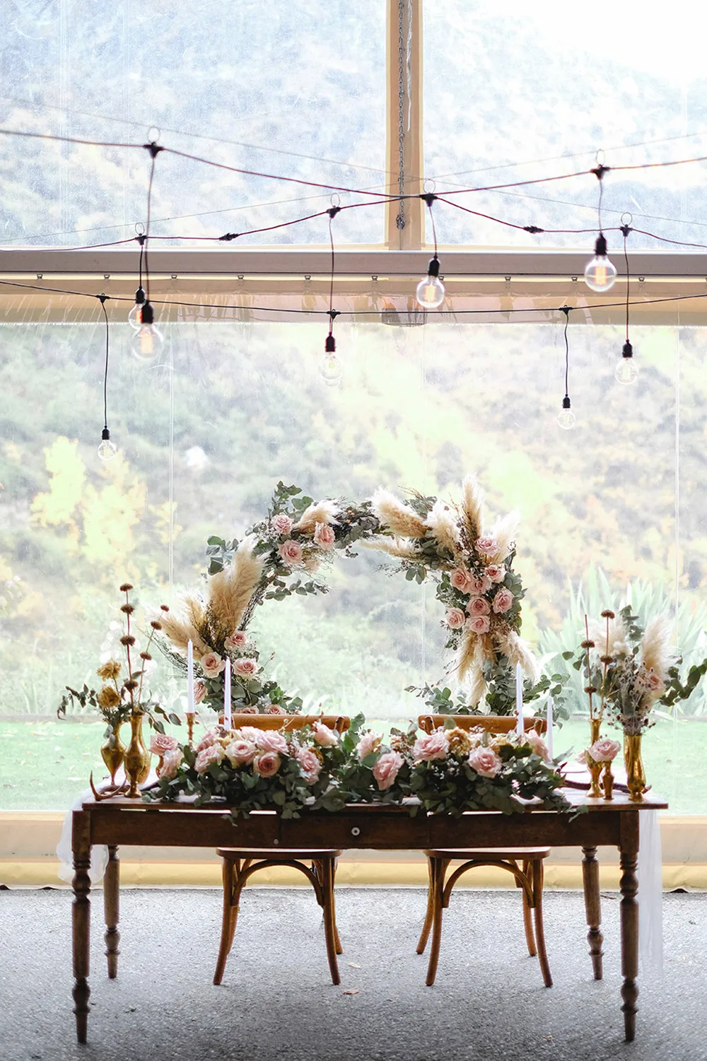 Photography by Axioo. theweddingnotebook.com