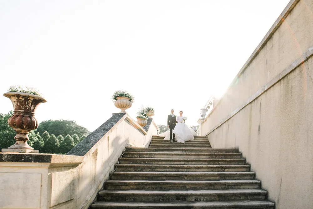 Photo by Ben Yew Photography. theweddingnotebook.com