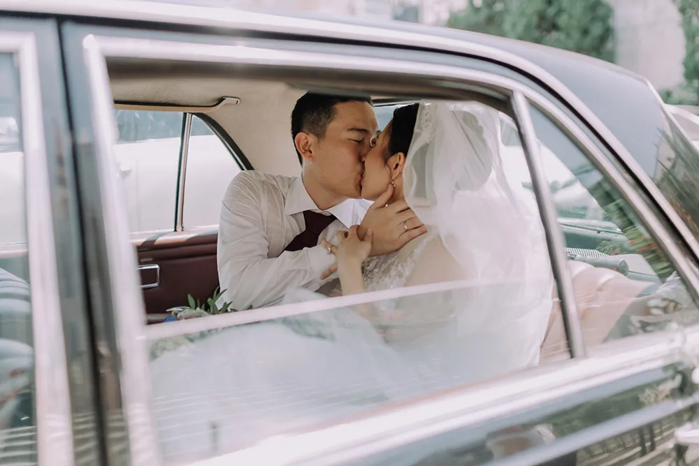 Photo by Fire Wood And Earth. theweddingnotebook.com