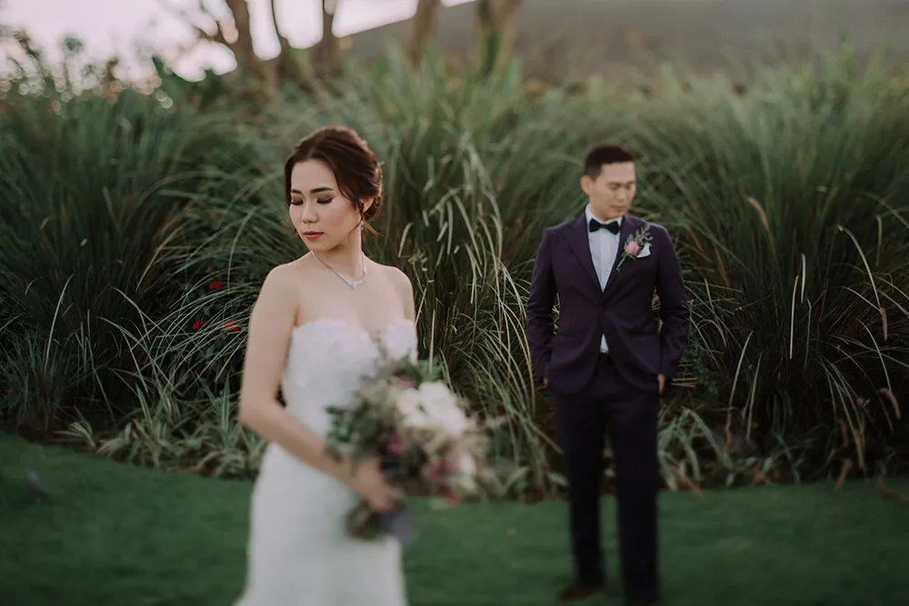 Photo by Fire Wood And Earth. theweddingnotebook.com