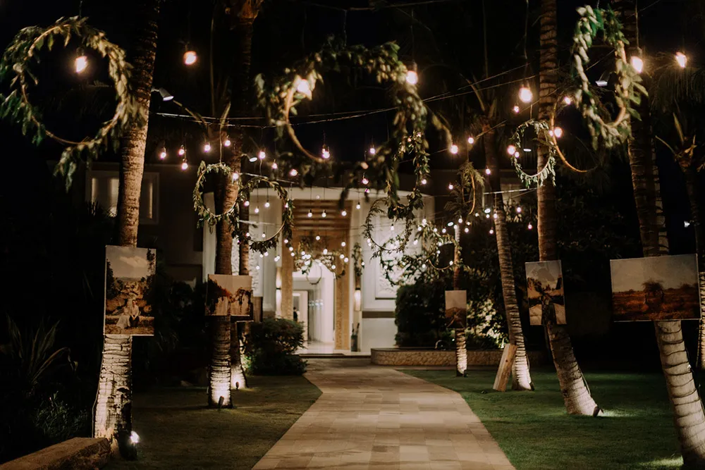 Photo by Fire Wood And Earth. theweddingnotebook.com