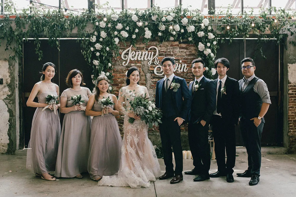 Photo by Andy Phe Photography. theweddingnotebook.com