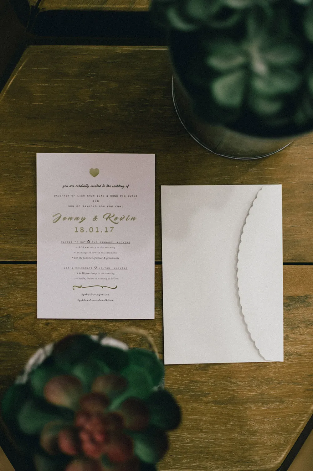 Photo by Andy Phe Photography. theweddingnotebook.com