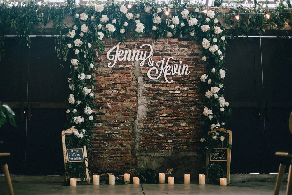 Photo by Andy Phe Photography. theweddingnotebook.com