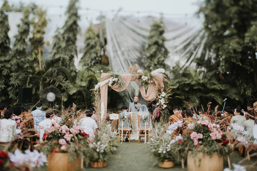 Photo by Iluminen. theweddingnotebook.com