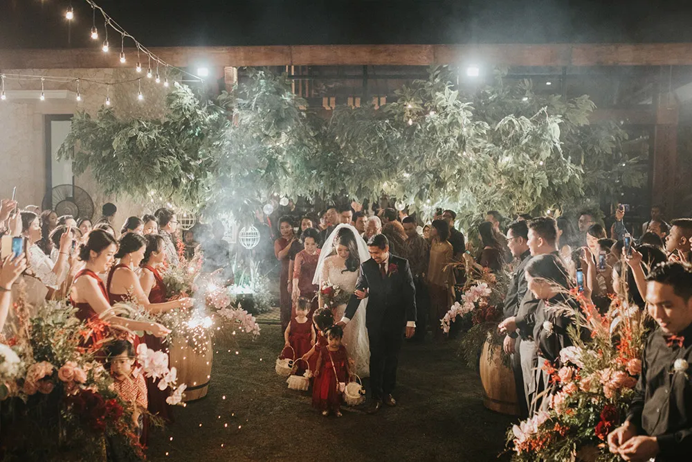 Photo by Iluminen. theweddingnotebook.com