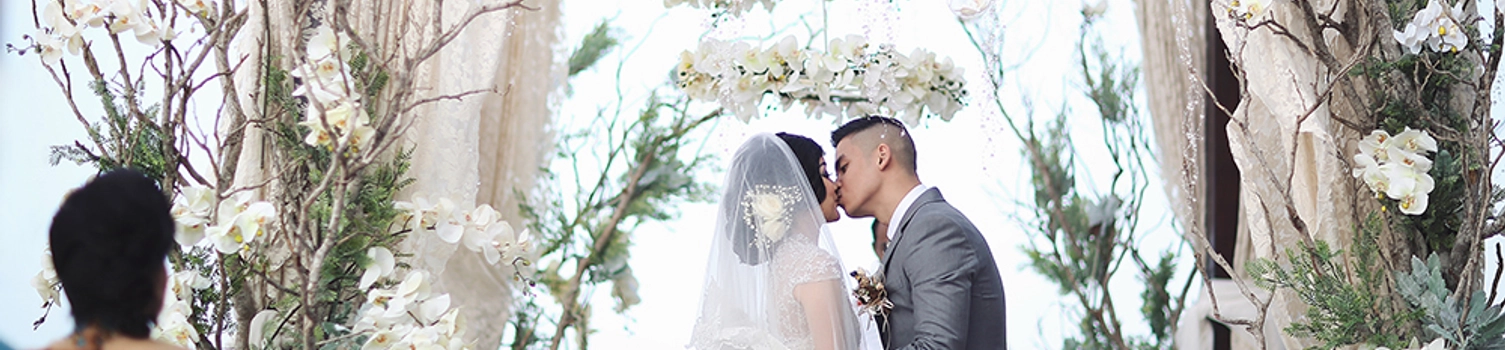 A Rustic Glam Outdoor Wedding At The Edge, Bali