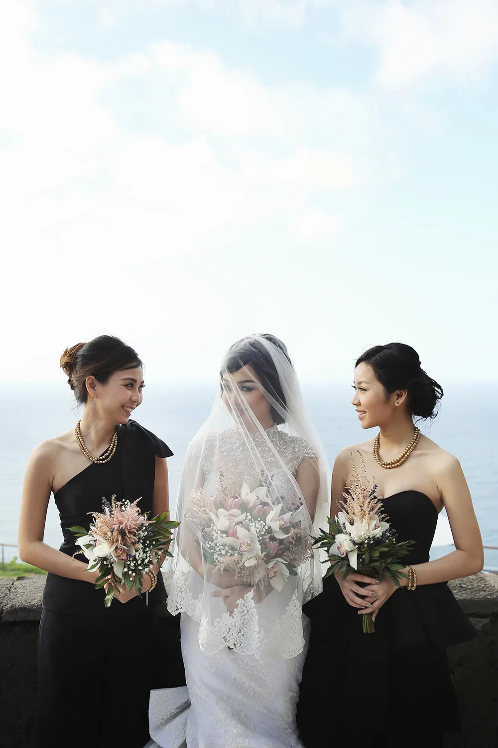 Photo by Axioo. theweddingnotebook.com