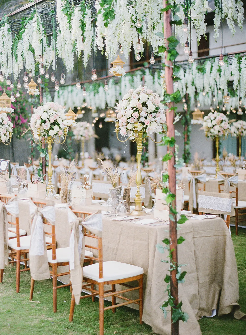 Photo by Axioo. theweddingnotebook.com