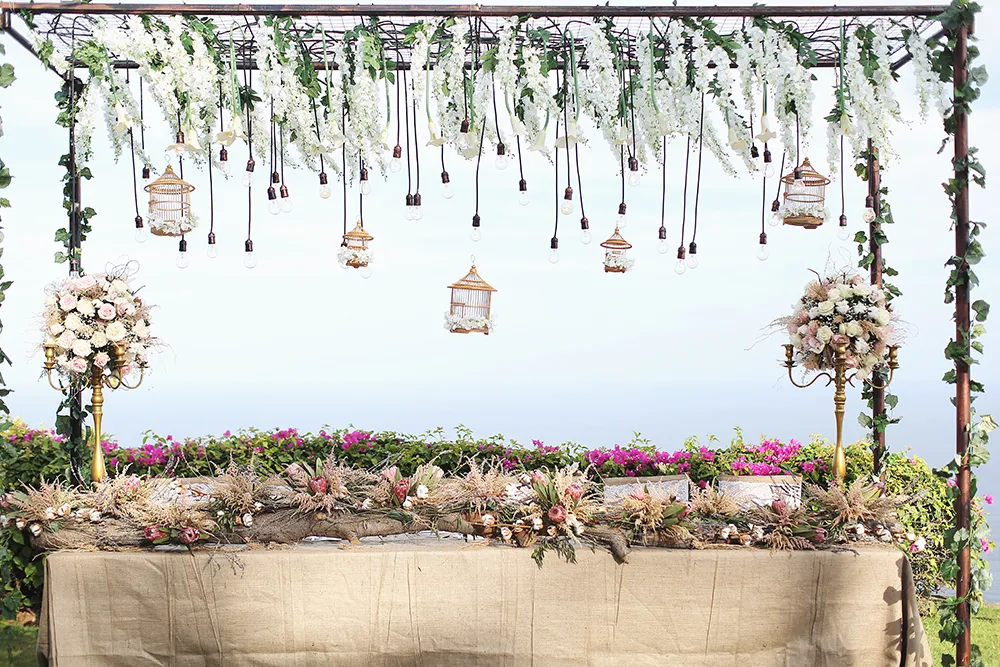 Photo by Axioo. theweddingnotebook.com