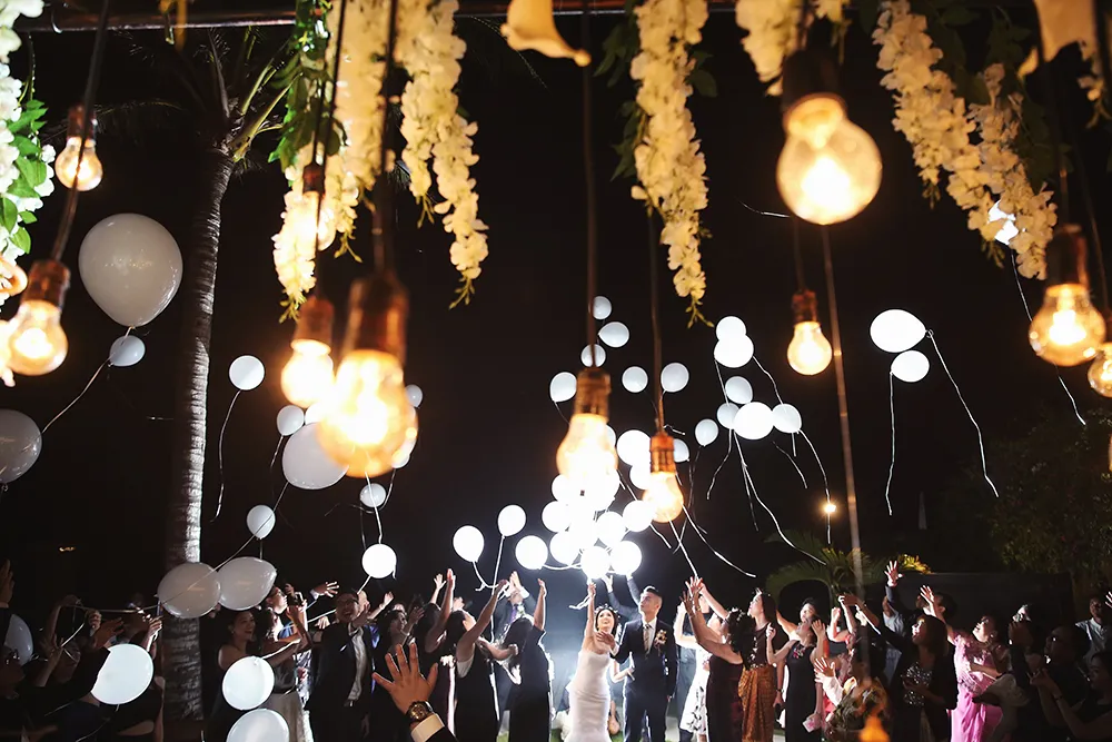 Photo by Axioo. theweddingnotebook.com