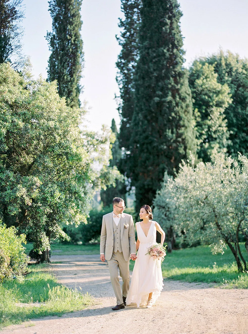 Jenny Tong Photography. theweddingnotebook.com