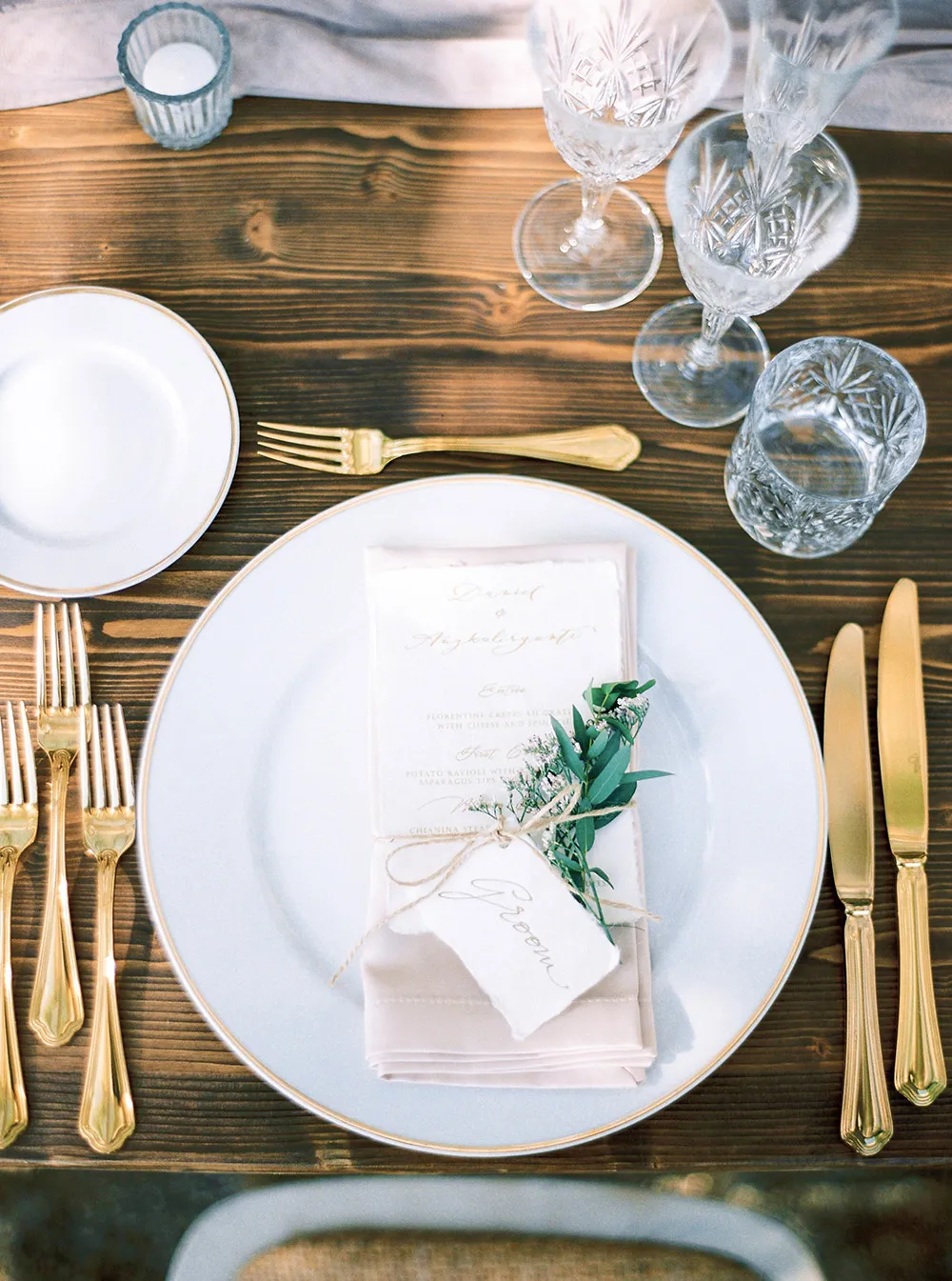 Jenny Tong Photography. theweddingnotebook.com