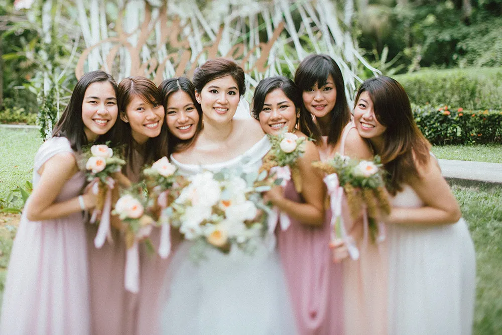 Photo by AndroidsinBoots Photography. theweddingnotebook.com