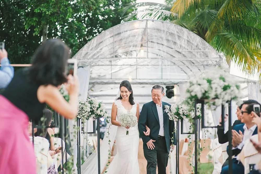 Munkeat Photography. theweddingnotebook.com