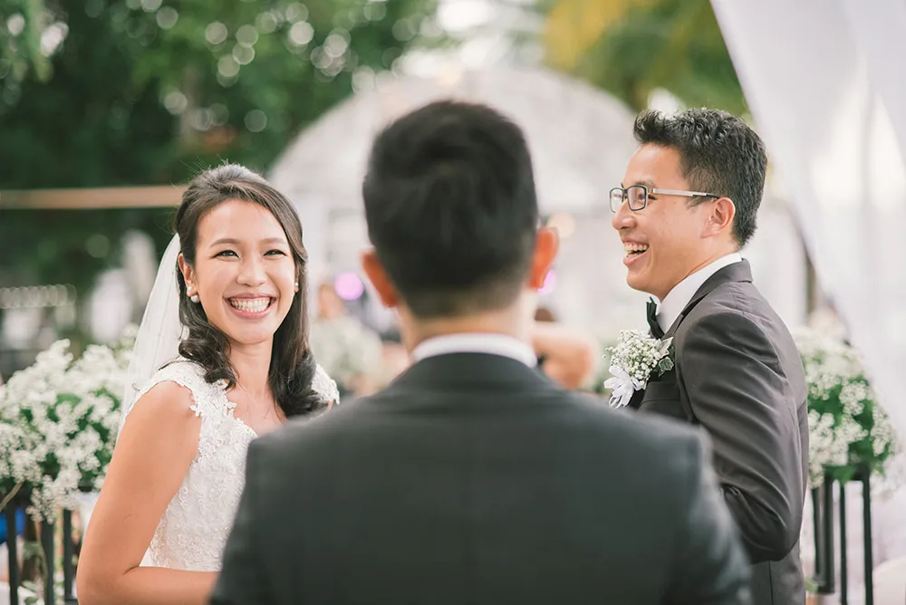 Munkeat Photography. theweddingnotebook.com