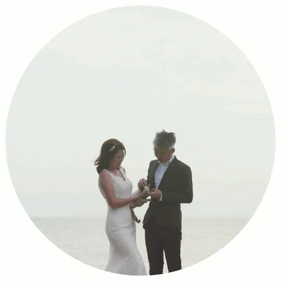 GIFs photo by Douglas Ho. theweddingnotebook.com