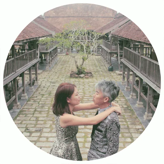 Photo by Douglas Ho. theweddingnotebook.com