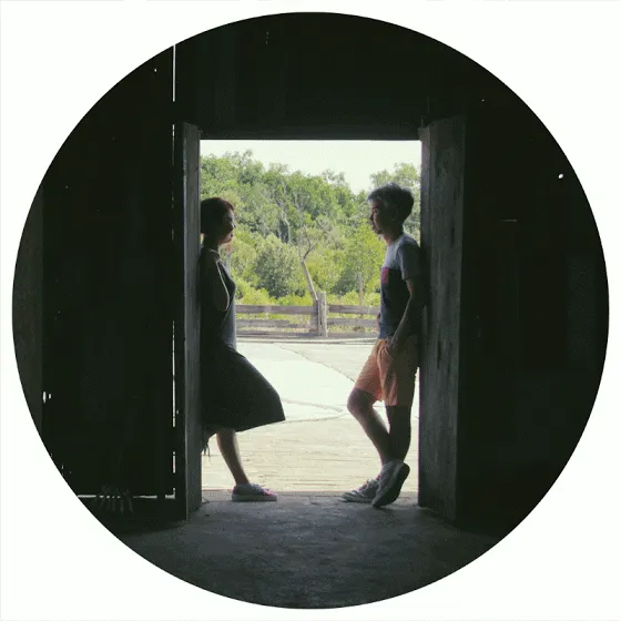 Photo by Douglas Ho. theweddingnotebook.com