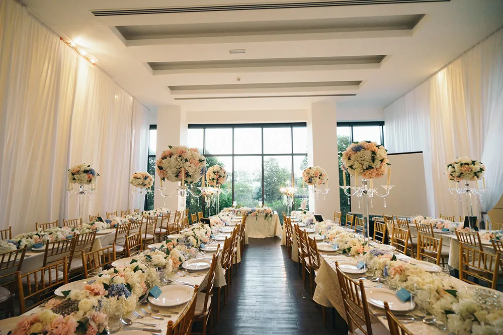 Photo by Fabulous Moments. theweddingnotebook.com