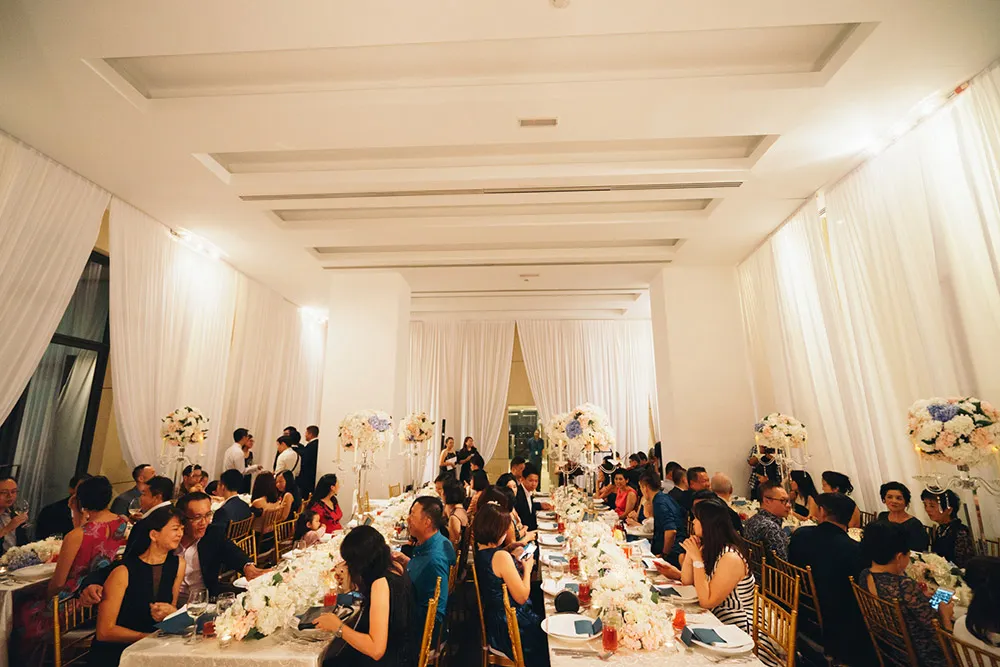 Photo by Fabulous Moments. theweddingnotebook.com