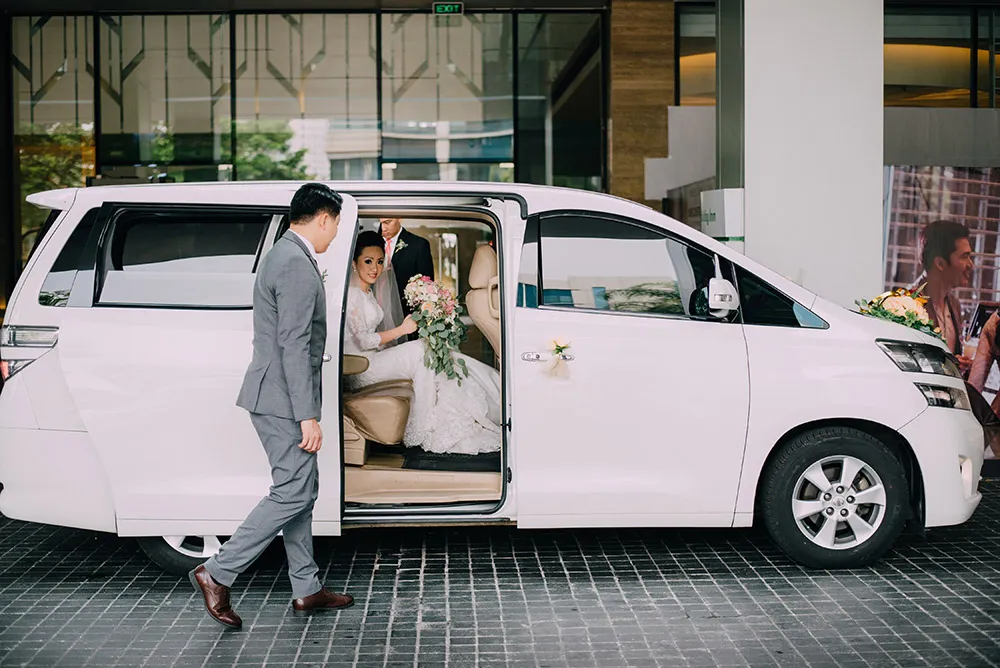 Photo by Diktat Photography. theweddingnotebook.com