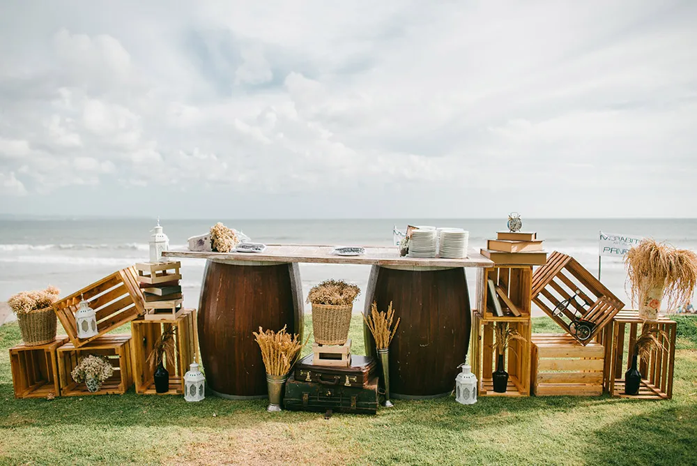 Photo by Diktat Photography. theweddingnotebook.com