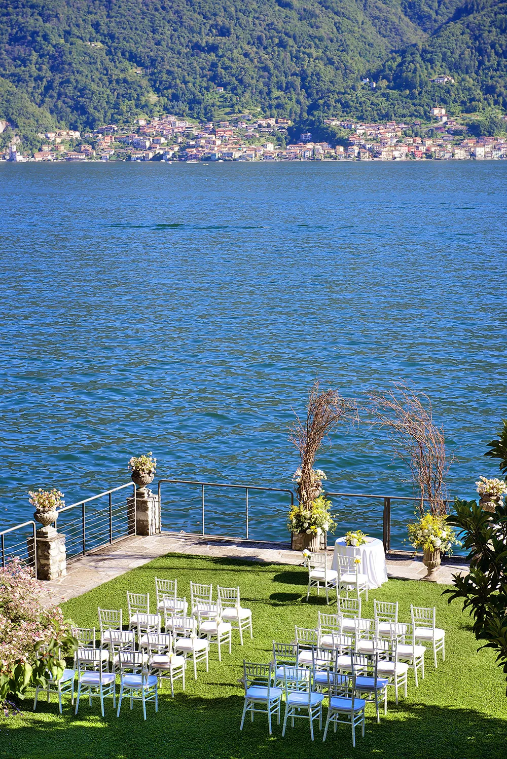 Photo by Gianluca Adovacio. theweddingnotebook.com