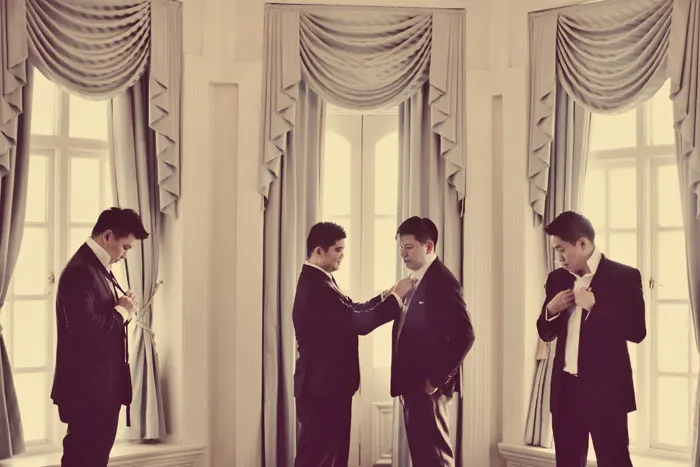 Photography by ZA Gallery. theweddingnotebook.com