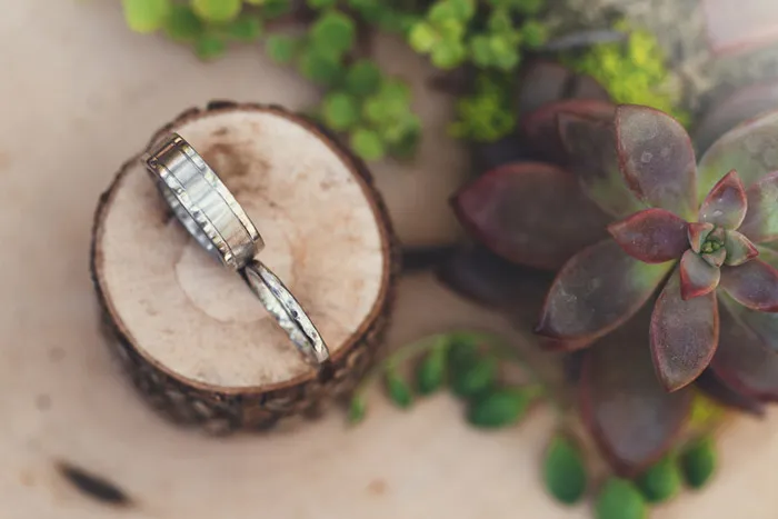 Photo by Ian Photography. theweddingnotebook.com