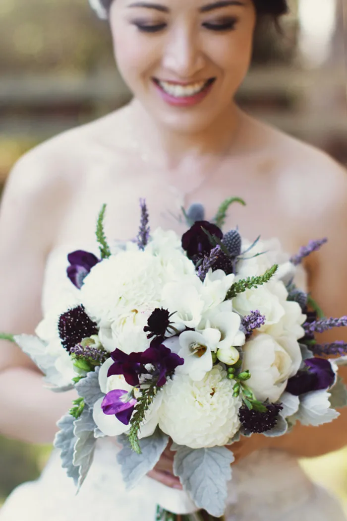 Photo by Ian Photography. theweddingnotebook.com