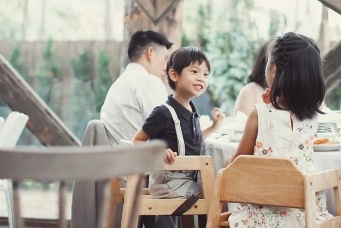 Photo by Ian Photography. theweddingnotebook.com