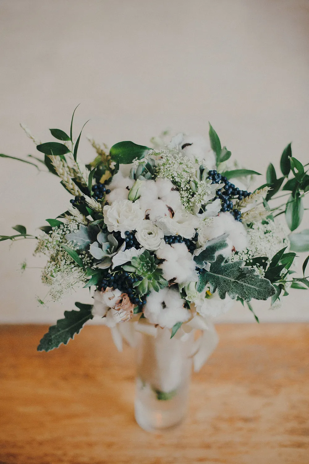 Photo by Samuel Goh Photography. theweddingnotebook.com