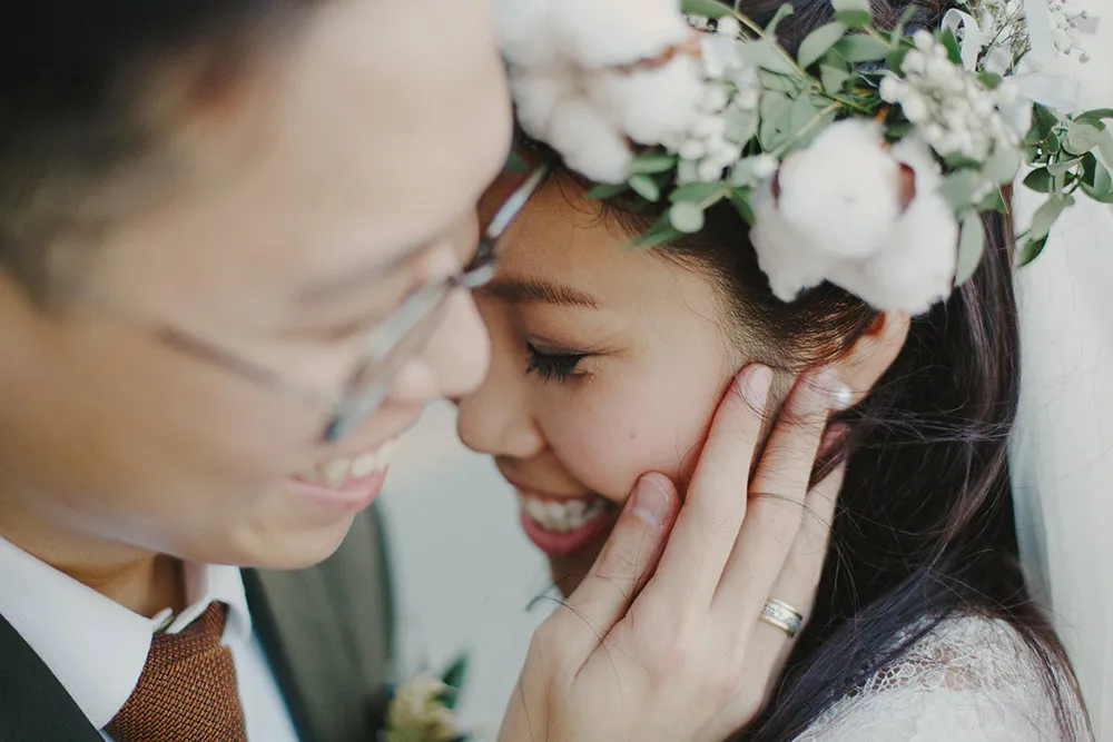 Photo by Samuel Goh Photography. theweddingnotebook.com