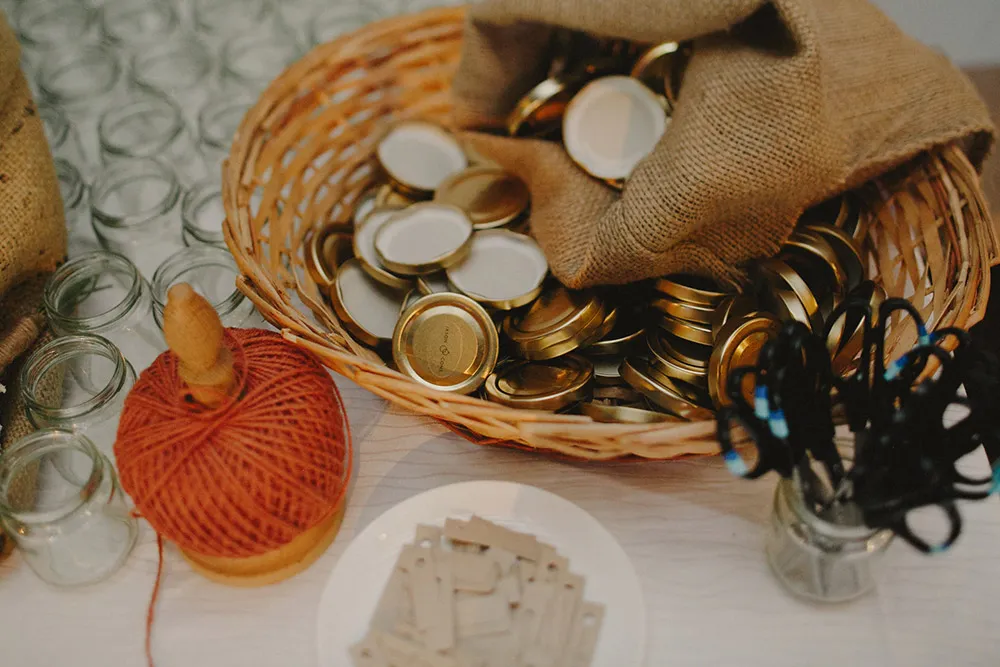 Photo by Samuel Goh Photography. theweddingnotebook.com