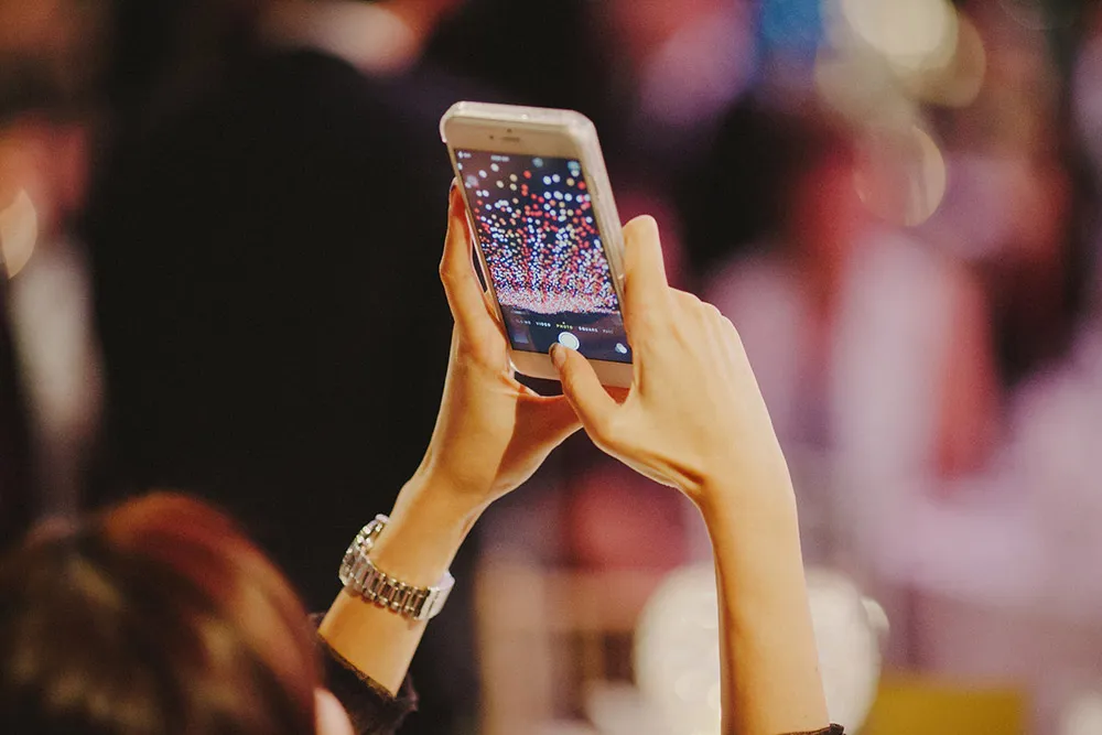 Photo by Samuel Goh Photography. theweddingnotebook.com