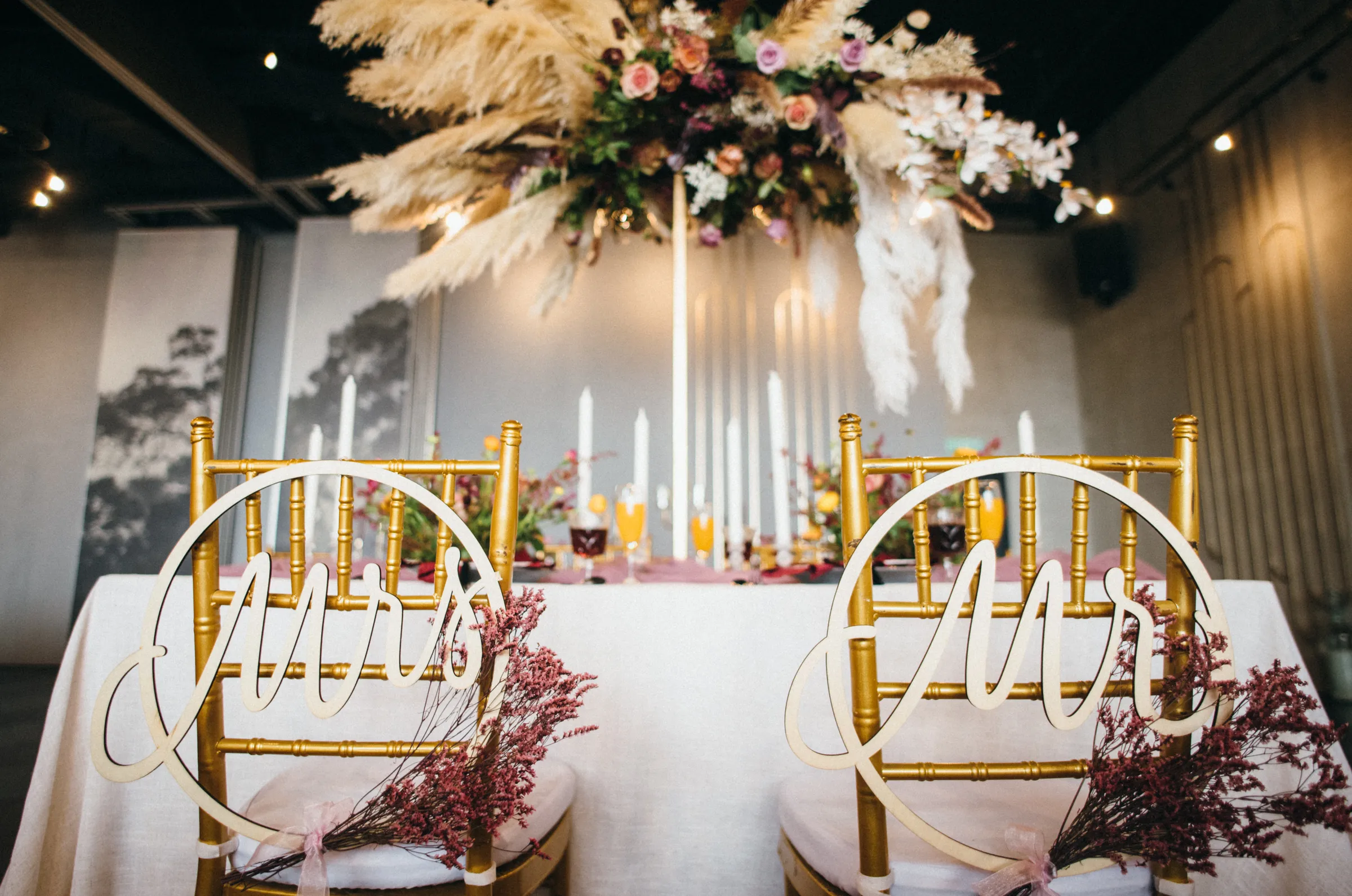 Photo by Trees On The Moon. theweddingnotebook.com