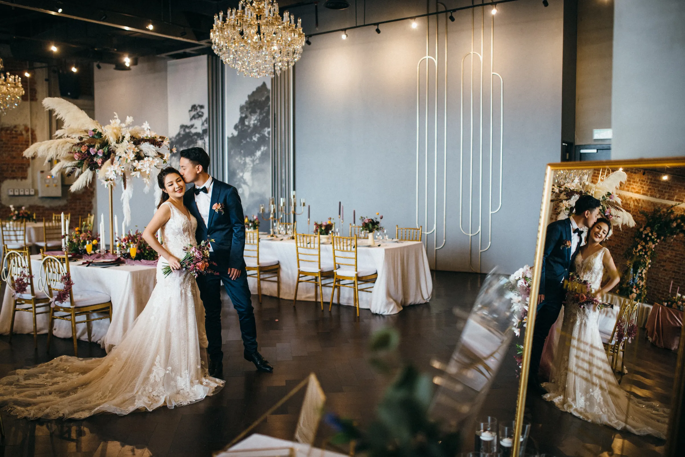 Photo by Trees On The Moon. theweddingnotebook.com